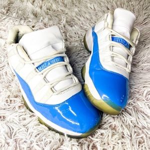 Jordan 11 Retro Low “University Blue”